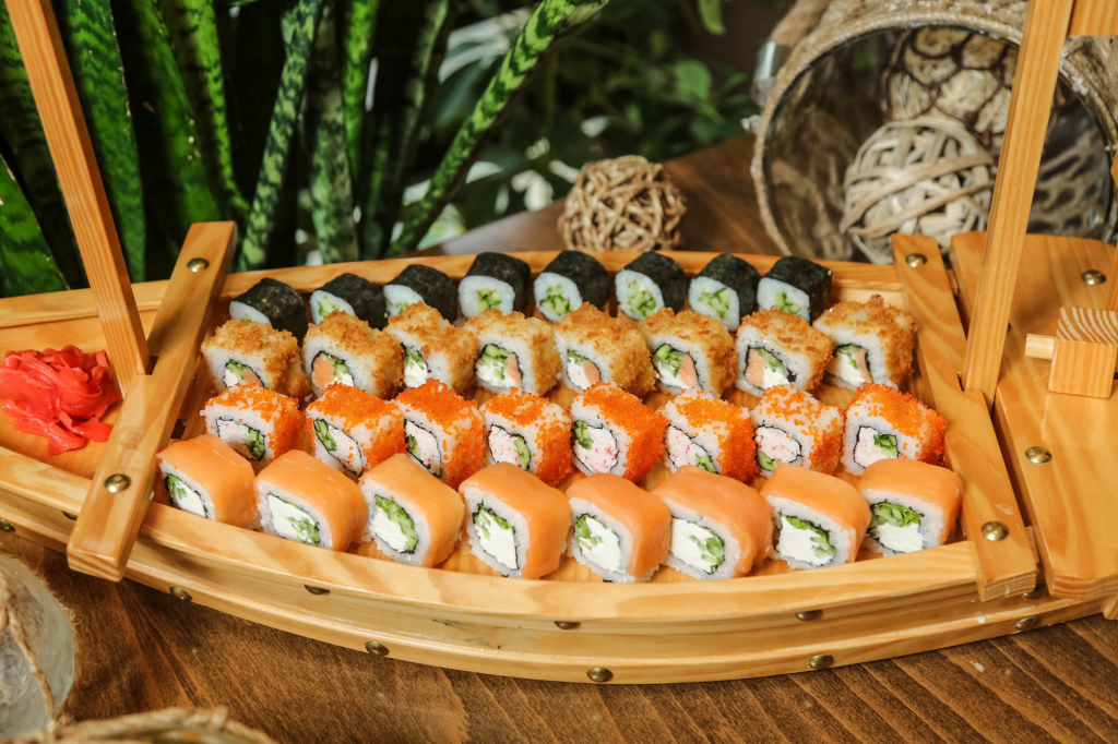 Sushi catering